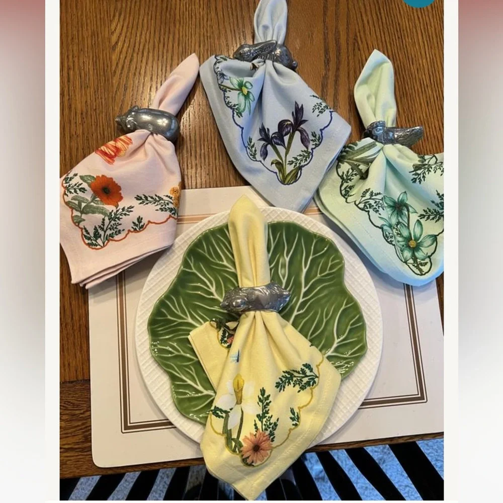 Anthropologie Eden cotton floral Napkins, Set of 4 pink blue yellow green flower - Picture 2 of 4